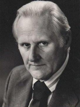 Peter Vaughan Height