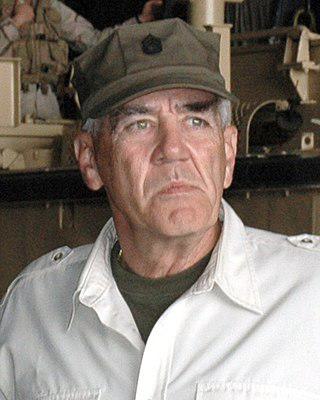 R. Lee Ermey Height