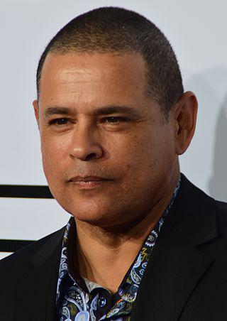 Raymond Cruz Height