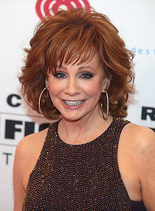 Reba McEntire Height