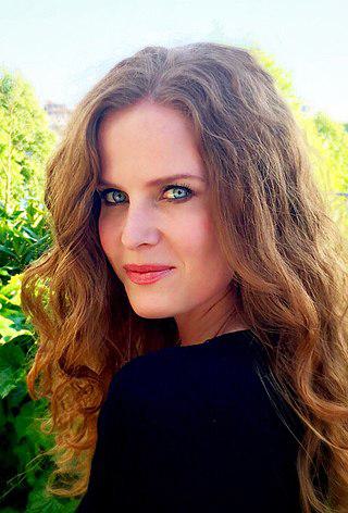 Rebecca Mader Height