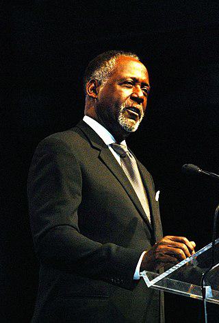 Richard Roundtree Height