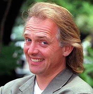 Rik Mayall Height