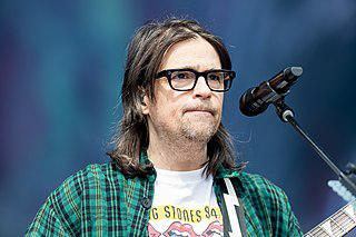 Rivers Cuomo Height