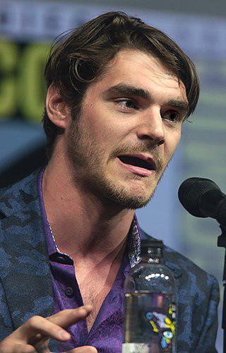 RJ Mitte Height