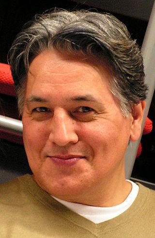 Robert Beltran Height