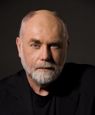 Robert David Hall Height