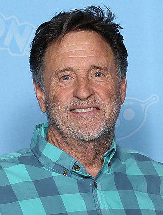 Robert Hays Height