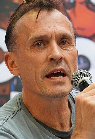 Robert Knepper Height