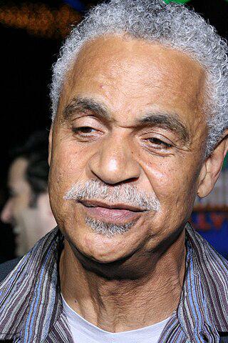 Ron Glass Height