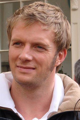 Rupert Penry Jones Height