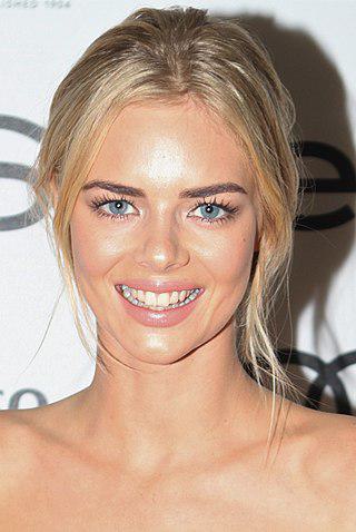 Samara Weaving Height