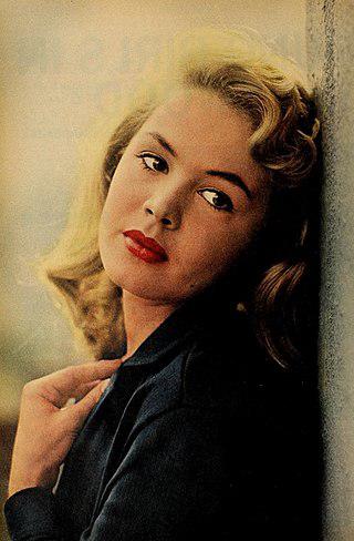 Sandra Dee Height