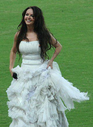 Sarah Brightman Height