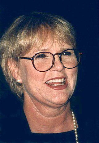 Sharon Gless Height