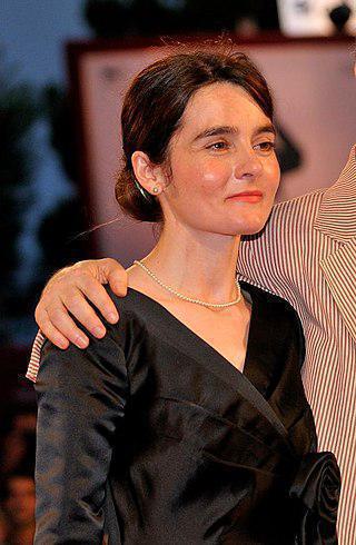 Shirley Henderson Height