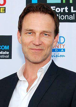 Stephen Moyer Height