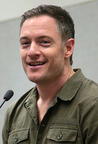 Tahmoh Penikett Height