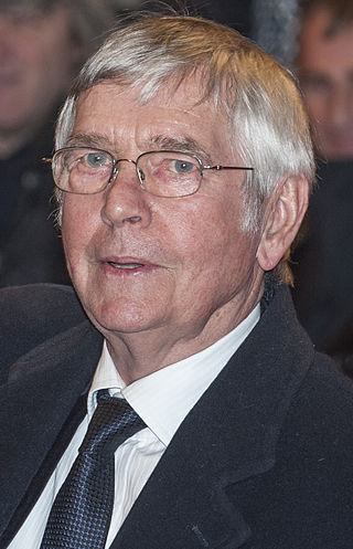 Tom Courtenay Height