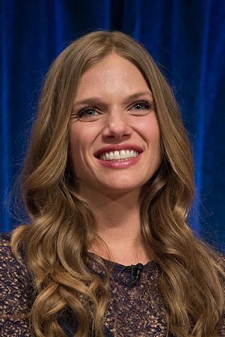 Tracy Spiridakos Height