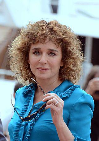 Valeria Golino Height