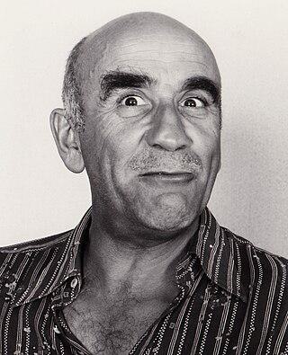 Warren Mitchell Height