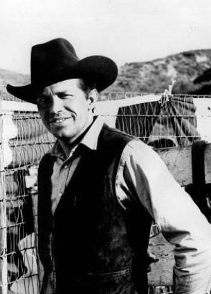 Warren Oates Height